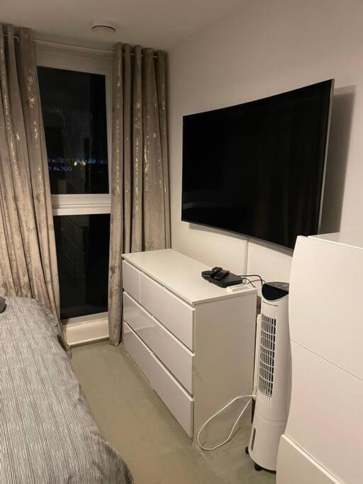 1 Bedroom Apartment Royal Docks London Luaran gambar